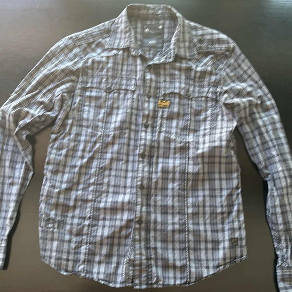 G-Star shirt. Super soft, 100% cotton, hardly worn, grey plaid. Snaps&zipper.